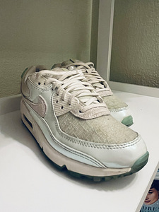Nike Air Max 90, Tommy Jeans, Levis (3 foto / 7)