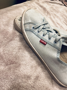 Nike Air Max 90, Tommy Jeans, Levis (7 foto / 7)