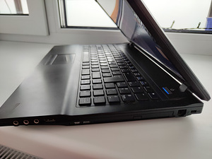 Ordi notebook w76t (4 foto / 6)