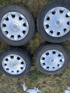 Müüa Volkswageni plekkveljed koos naastrehvidega! 15” (2 foto / 8)