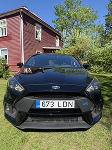 Ford focus rs (1 foto / 15)