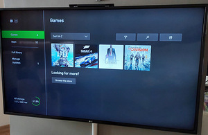 Xbox серии S (4 фото из 4)