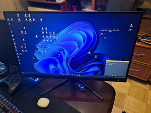Monitor Philips Evnia 3000 27' 2K QHD 180Hz 2yr Warranty (2 foto / 3)