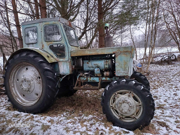 Traktor T-40AM ja põllutööriistad (foto #3)