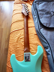 Mooer GTRS S800 Surf Green With Integrated Audio Interface (2 foto / 8)