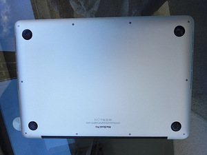 MacBook Pro (Retina, 13-inch, Early 2015) / 2,7GHz / 128GB (3 foto / 10)