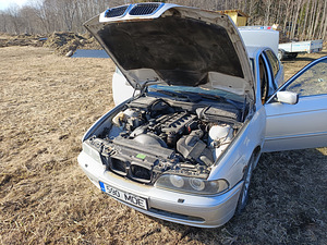 Varuosadeks BMW e39 525i 141 kW (10 foto / 10)