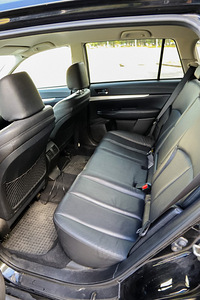 Subaru Outback 2.5 127kw (13 foto / 13)