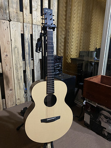 Трансакустическая гитара Enya EA-X0
