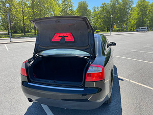 Audi A4 B6 (11 фото из 11)