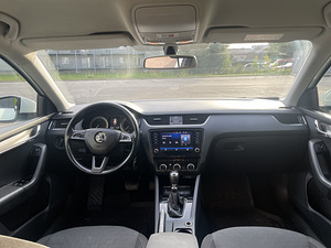 Skoda Octavia 1.6 85kW (5 foto / 14)