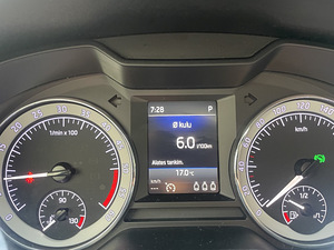 Skoda Octavia 1.6 85kW (7 foto / 14)