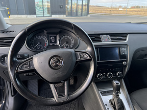 Skoda Octavia 1.6 85kW (10 foto / 11)