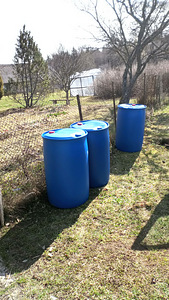 Tünn, 220 L vaat, plastikmahuti (2 foto / 3)