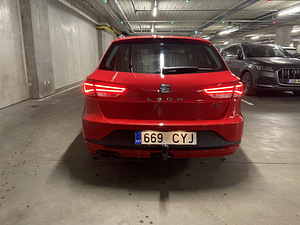 Seat Leon FR 2.0 TDi 135kw (6 foto / 15)