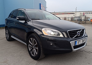 VOLVO XC60 2010 (2 foto / 15)