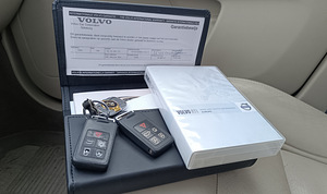 VOLVO XC60 2010 (13 foto / 15)