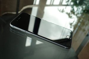 iPhone 6 (новая батарея) (1 фото из 3)