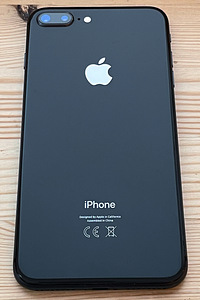 Apple iPhone 8 Plus 64GB, Space Gray (2 foto / 2)