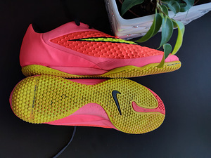 Jalgpalli tossud Nike Hypervenom Phelon Ic (2 foto / 2)