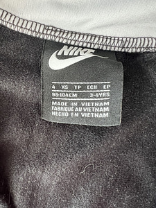 Nike kostüüm 98-104 (2 foto / 2)