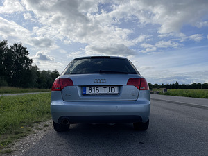 Audi A4 1.6 75кВт (6 фото из 9)