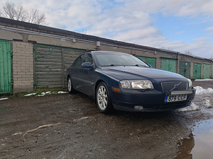 Volvo S80 (2 фото из 5)