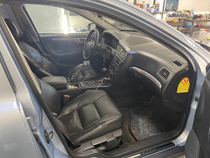 Volvo V70 2.4 125kw (4 foto / 8)