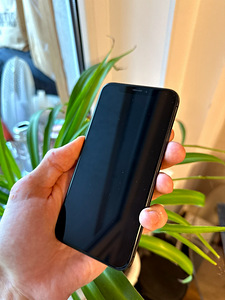 iPhone XS 256GB (1 foto / 3)