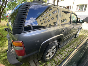 Chevrolet Tahoe 5.3 201kW (4 foto / 15)