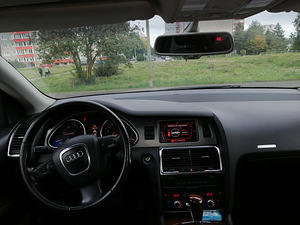 Audi Q7 2006 (3 foto / 9)