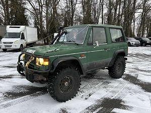Mitsubishi Pajero (3 foto / 10)