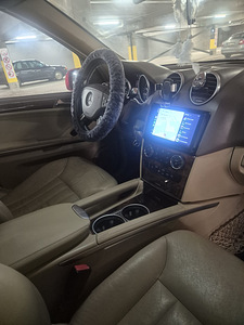 Mercedes-Benz ML W164 320 CDI (11 foto / 15)