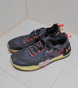 Under Armour Tribase Reign 4 Pro Amp spordijalanõud nr 42 (1 foto / 4)