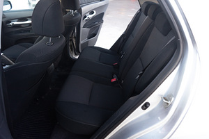 Toyota Auris 2012 1.6 manuaal (13 foto / 15)