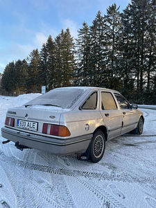 Ford sierra (3 foto / 12)