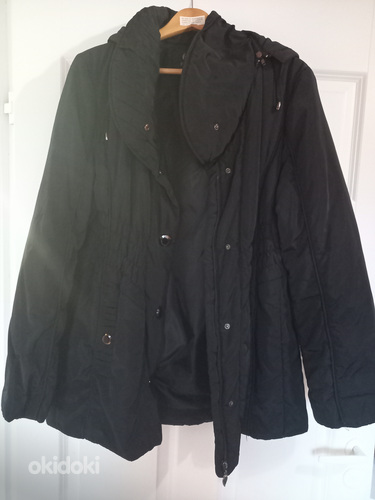 Продам женскую куртку размера xxxl. (фото #1)