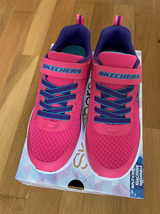 Uued Skechers tossud s 34 (1 foto / 3)
