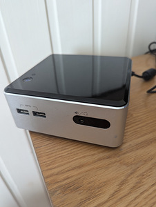 Intel NUC i3, 8GB, 128GB SSD (1 foto / 3)