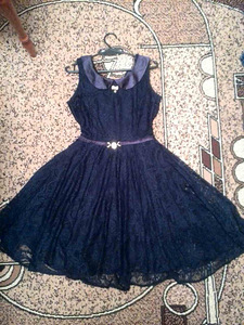 Платье синее новое размер 44, недорого