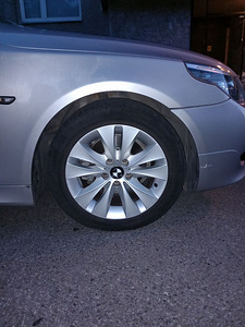 BMW 525i 2005 (14 foto / 14)