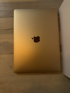 MacBook Air 13" M1 256GB 8GB (4 foto / 8)