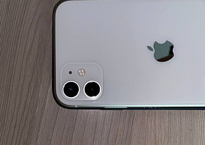 Apple iphone 11 64gb (4 foto / 4)