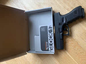 Umarex Glock 17 Airsoft (1 foto / 6)