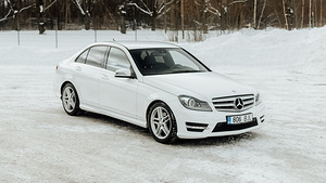 Mercedes benz c180 (5 foto / 14)