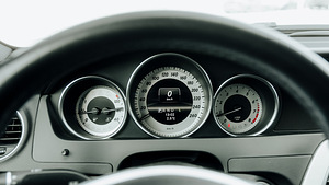 Mercedes benz c180 (8 foto / 14)
