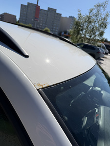 Volkswagen Tiguan 2.0 TDI 2008 (13 foto / 15)