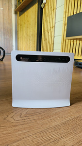 4G роутер Huawei CPE B593 (1 фото из 2)