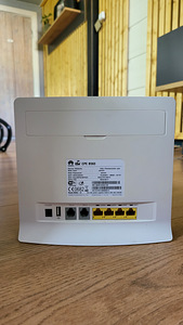 4G роутер Huawei CPE B593 (2 фото из 2)