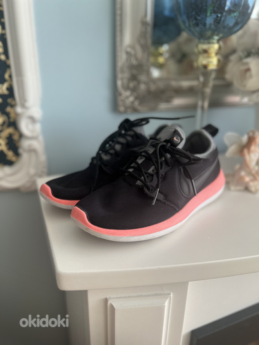 Naiste Nike tossud 37,5